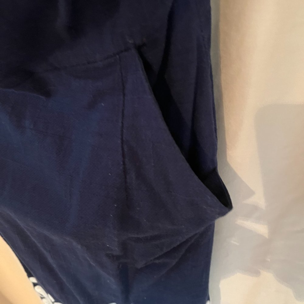 Dress - Picture 2 of 7